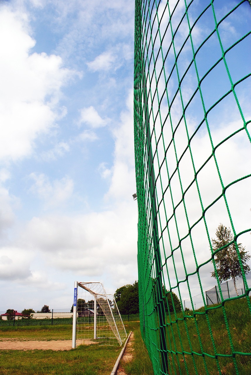 史诗级翻盘！森林狼16分逆转绞杀MVP 约基奇刷爆纪录却输球 威少致命犯规该背锅？.